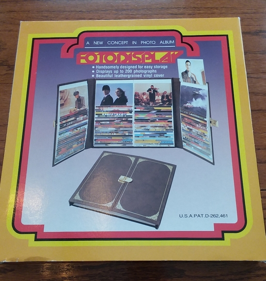 FotoDisplay Other - Vintage FotoDisplay Photo Album Gold Accents